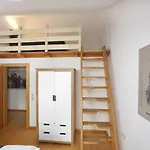City Apartments Mozart Апартаменты