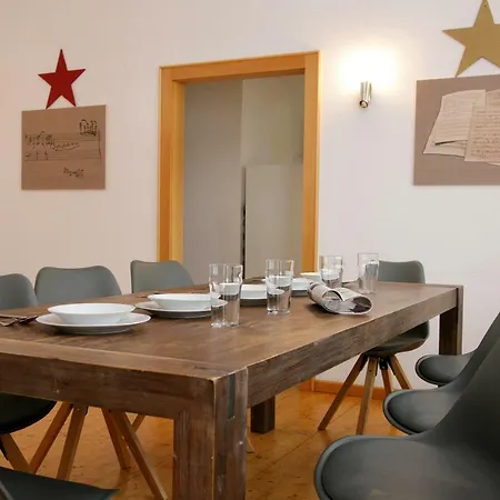 City Apartments Mozart Apartment *
